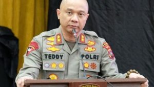 Terungkap, Irjen Teddy Dapat Rp 300 Juta Dari Hasil Penjualan Sabu