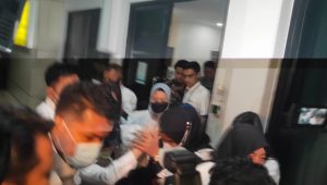 AG Pacar Mario Resmi Ditahan