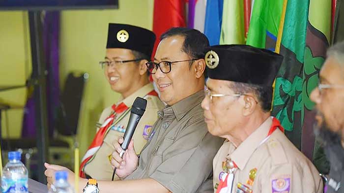 Wali Kota Sukabumi Achmad Fahmi,