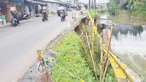 Jalan Baros Kota Sukabumi Terancam Longsor, BPBD Angkat Suara