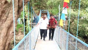 Desa Wangunreja Sukabumi Punya Jembatan Gantung