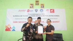 Sinergi Bagi Negeri, DAM Jalin Kerjasama Dengan SMKN 4 Tasikmalaya Terapkan Kurikulum Teknik & Bisnis Sepeda Motor Honda