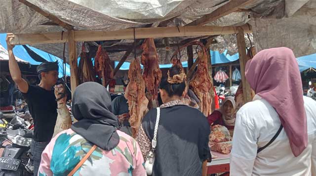 Pedagang Daging Palabuhanratu Sukabumi
