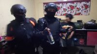 Polres Sukabumi Kota Sita Ratusan Botol Mihol, Terungkap Setelah Nyamar Jadi Konsumen