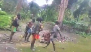 Pengkhianat, KKB Lewis Kagoya Bunuh Kelompok Joni Botak hingga Tewas, Juru Bicara OPM Bilang Begini