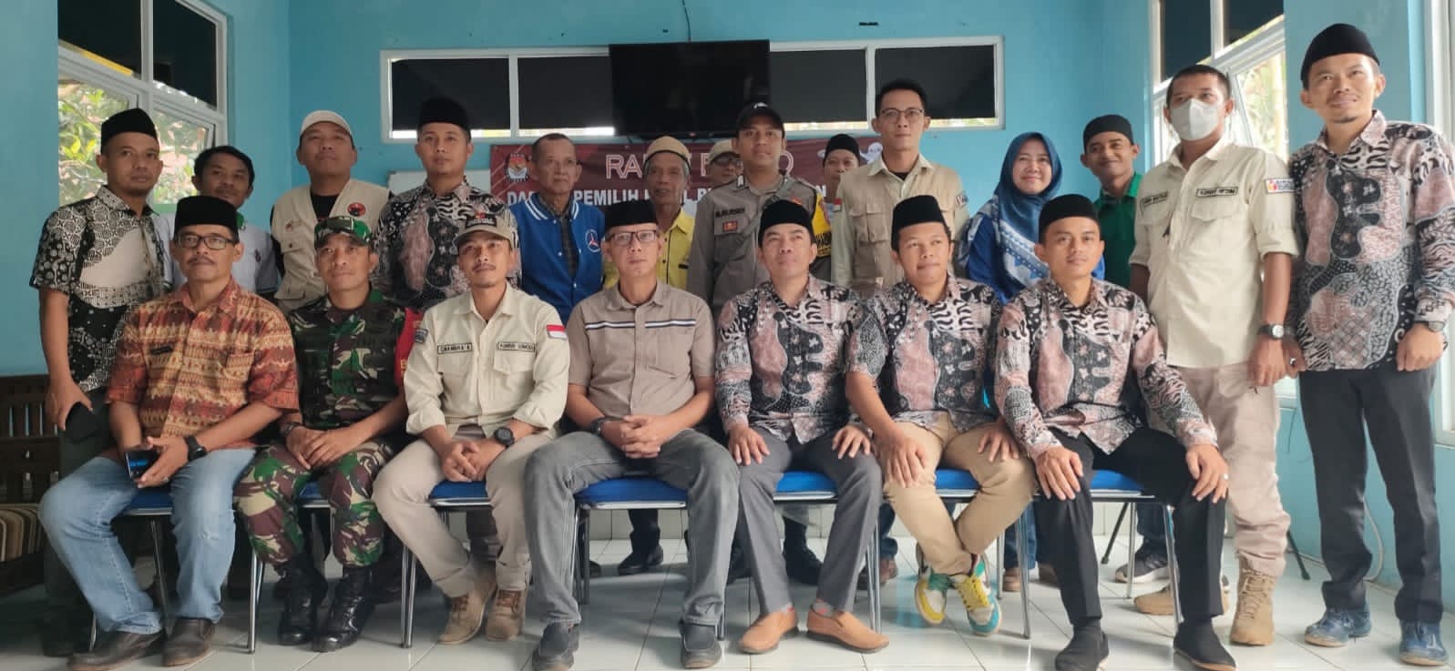 Panitia Pemilihan Kecamatan (PPK) Kecamatan Pabuaran terus melakukan upaya kerja keras dan menggenjot seluruh Panitia Pemilihan Suara (PPS) tingkat desa dalam rangka mensukseskan Pemilu 2024