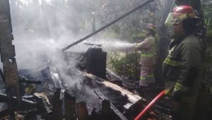 Rumah Warga Sagaranten Sukabumi Kebakaran