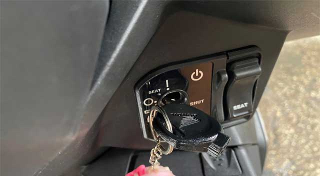 Kunci-Kontak-Motor-Honda