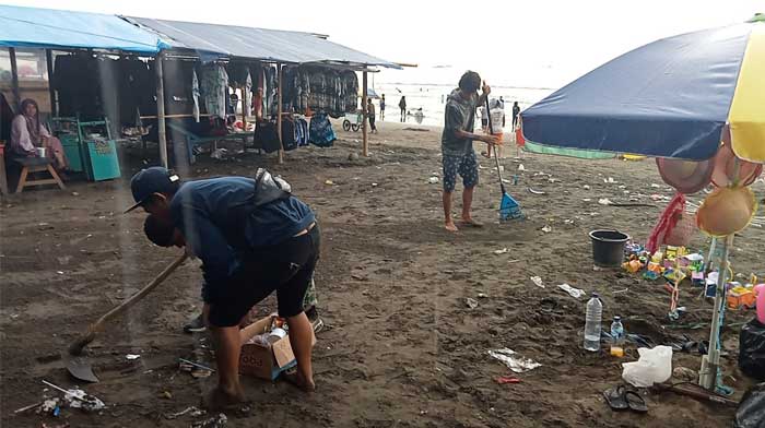 Pedagang Pantai Citepus Sukabumi