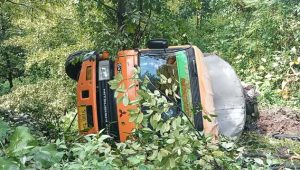 Truk Masuk Jurang di Palabuhanratu Sukabumi, Tidak Kuat Nanjak
