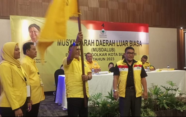 Sri Widagdo atau yang akrab disapa Haji Dado Pimpin Golkar Kota Sukabumi.