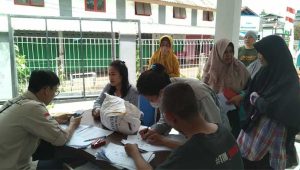 Warga Kota Sukabumi Terima Kucuran Bantuan Beras