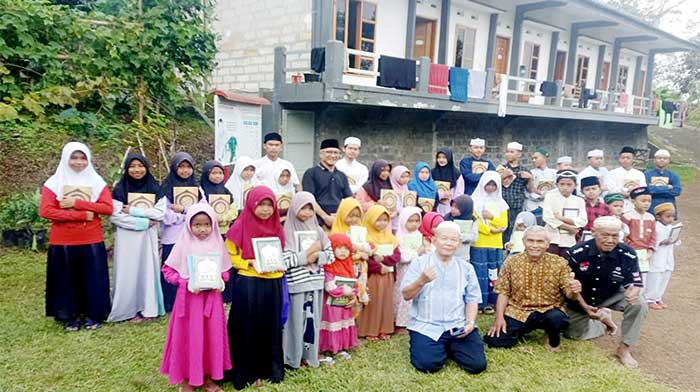 Yayasan Abah Djachri Surahman