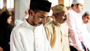 Simak Tata Cara dan Niat Salat Idul Fitri, Saat Takbir Jangan Melamun