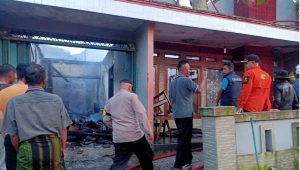 Rumah dan Motor Milik Warga Purabaya Sukabumi Gosong, Ini Penyebabnya