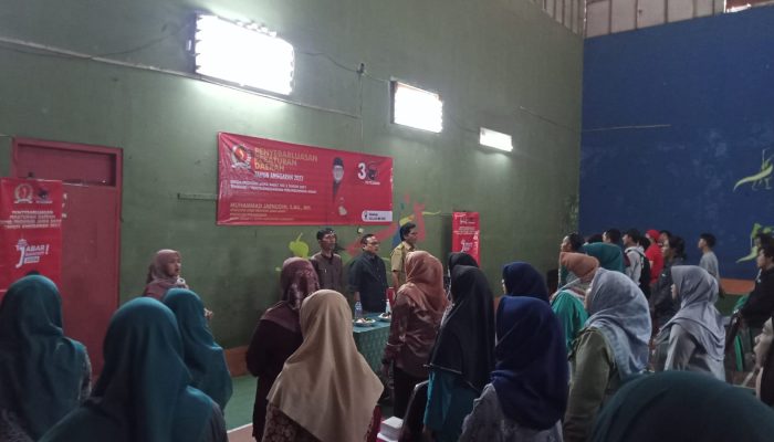 Muhammad Jaenudin Sebarluaskan Perda Pelindungan Anak di Desa Karawang