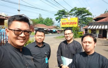 PENYEBARAN INFORMASI: Kantor Imigrasi Kelas II Non TPI Sukabumi, daat melakukan penyebaran informasi terhadap hotel untuk dapat melaporkan keberadaan Warga Negara Asing (WNA) yang menginap.