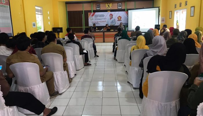 Lina Ruslinawati Sebarluaskan Perda Pelindungan Anak di Cibadak