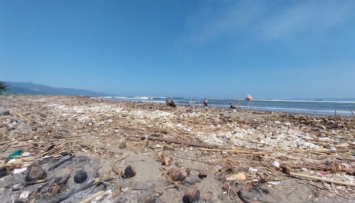 Pantai Talanca Loji Akan Gunakan Pra PON 2024, Atlet : Harus Bebas Dari Sampah
