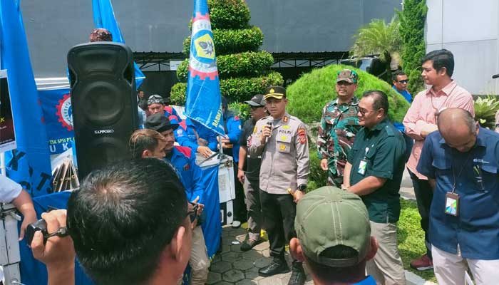 Buruh Gerudug BPJamsostek Sukabumi, Tuntut Soal JPS dan Beasiswa
