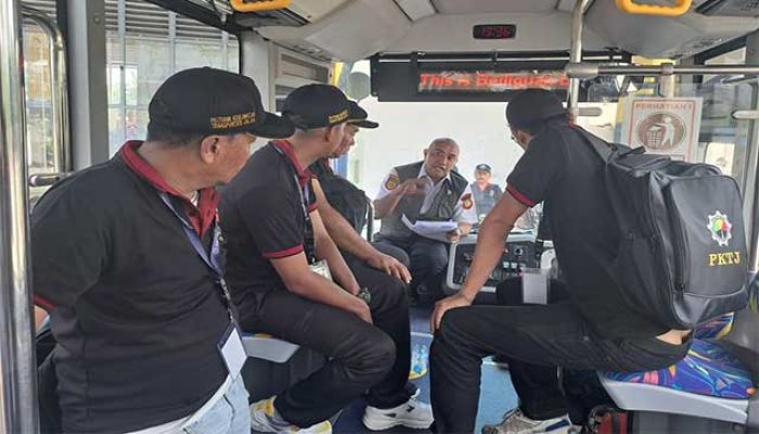 Sopir Angkot 03 Mogok Beroperasi, Dishub Kerahkan Tiga Armada Bus