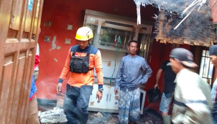 Satu Rumah di Ciambar Sukabumi Hangus Terbakar