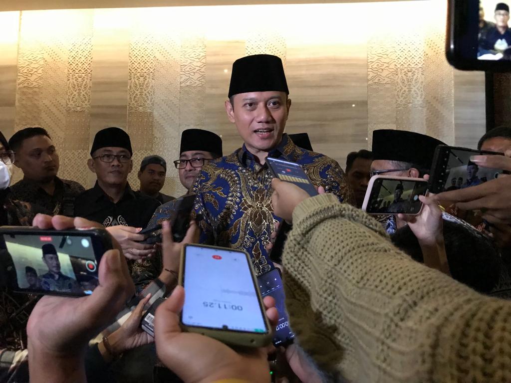 Agenda pertemuan Prabowo dan SBY dibocorkan AHY yang menyebutkan bahwa pertemuan tersebut akan membahan beberapa isu kebangsaan.-Intan Afrida Rafni-