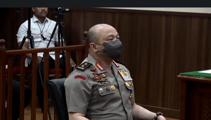 Meski Banding, Teddy Minahasa Tetap Divonis Penjara Seumur Hidup