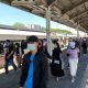 Penumpang kereta api di Stasion Cirebon.-radarcirebon-
