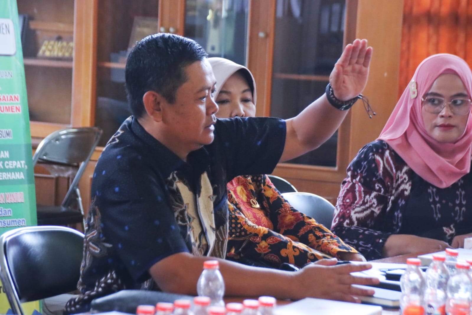 Anggota Komisi II DPRD Jawa Barat Hendar Darsono