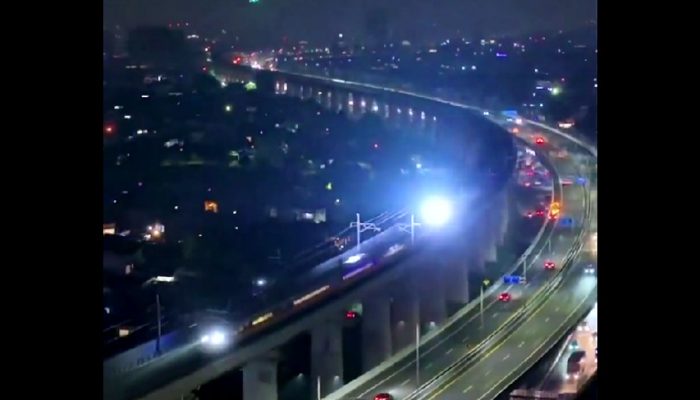 Uji Coba Kereta Cepat Tembus 180 Km/Jam