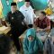 Wakil Gubernur Jawa Barat Uu Ruzhanul Ulum meninjau pelaksanaan Penerimaan Peserta Didik Baru (PPDB) di SMA Negeri 1, Kabupaten Indramayu, Jawa Barat, Rabu (21/6/2023).(Biro Adpim Jabar)