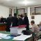 DISIDANG : Mantan Kepala Dinas Kesehatan Kabupaten Sukabumi, H. Didi Supardi periode tahun 2016-2021, saat diperiksa pada sidang ke 2 pada kasus SPK fiktif Dinkes Kabupaten Sukabumi di PN Tipikor Bandung