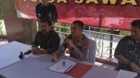 Kabidhumas Polda Jawa Barat Kombes Pol. Ibrahim Tompo bersama Direktur Reserse Kriminal Umum Kombes Pol Yani Sudarto di Polda Jawa Barat