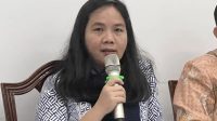 Wakil Ketua Komnas Perempuan Mariana Amiruddin dalam Konferensi Pers Hari Anti Penyiksaan di Kantor Komnas HAM, Jakarta Pusat, Senin (26/6/2023).