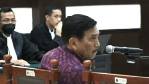 Luhut Sebut Banyak LSM Gunakan Dana Tidak Jelas, Wajib Diaudit