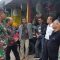 Kabid SDA pada Dinas PU Kabupaten Sukabumi, Adi Setiadi Nugraha saat komunikasi untuk pembangunan DI Cimuncang dengan Kades Kebonpedes, Dadan Apriandani dan jajajarannya