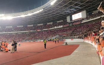 Suporter timnas Indonesia memadati stadion GBK-Twitter/@InfosuporterID-