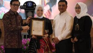 Menteri Hukum dan HAM Yasonna Berikan Apresiasi pada Putri Ariani