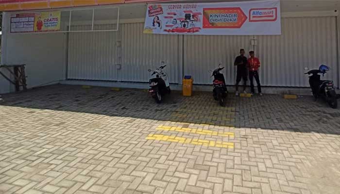 Minimarket parungkuda sukabumi