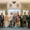 Gubernur Jawa Barat M Rdwan Kamil seusai menerima kedatangan Putri Indonesia 2023 Farhana Nariswari Wisandana di Gedung Negara Pakuan, Kota Bandung, Sabtu (17/6/2023). (Humas Pemda Jawa Barat)