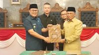 Wali kota Sukabumi Achmad Fahmi dan Pimpinan DPRD