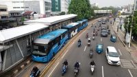 Pengguna Transportasi Umum Sudah Diizinkan Tak Pakai Masker