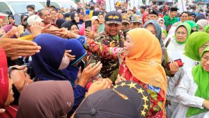 Gubernur Khofifah Dorong Para Guru Tingkatkan Kompetensi dan Kapabilitas