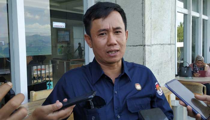 Ketua KPU Kabupaten Sukabumi Ferry Gustaman