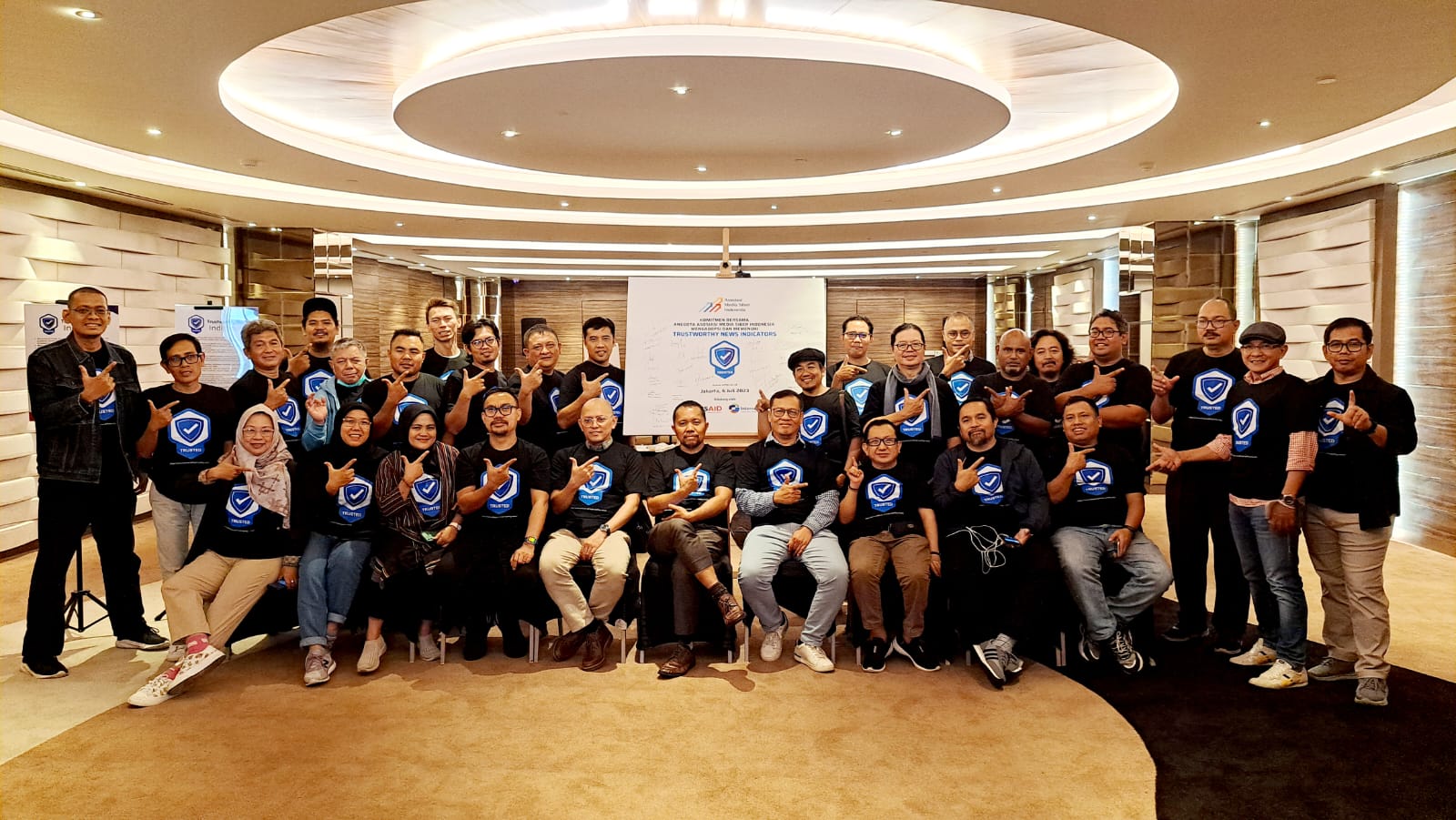 Ketua Umum AMSI, Wenseslaus Manggut mengingatkan pentingnya media siber mengantisipasi tantangan yang makin berat terkait masuknya teknologi kecerdasan buatan (artificial intelligence atau AI)