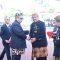 Kepala Dinas Pekerjaan Umum (DPU) Kabupaten Sukabumi, Asep Japar saat menerima penghargaan Satyalancana Karyastya dari Jokowi yang diberikan oleh Bupati Marwan Hamami. (foto : ist)