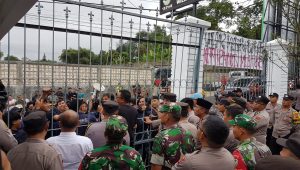 Sistem PPDB Ngaco, Kantor Cabang Dinas Berujung di Demo, Sekolah Dipersulit!