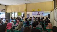 Anggota Komisi II DPRD Jawa Barat fraksi Demokrat Hendar Darsono meminta lingkungan sebuah kawasan harus tetap lestari