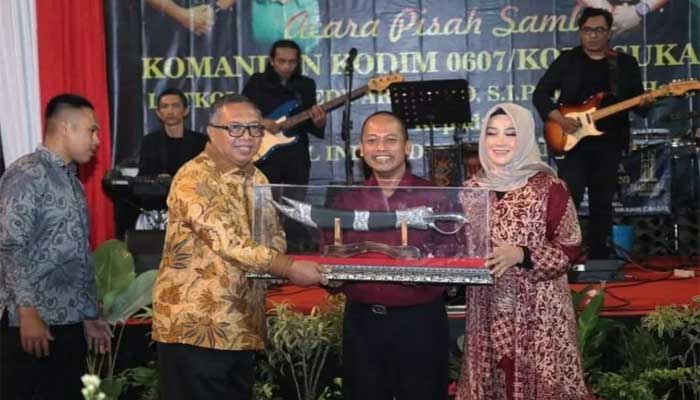 Bupati Sukabumi H. Marwan Hamami